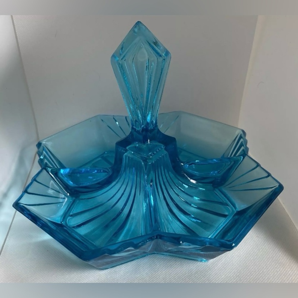 Tiara Indiana Glass Blue Art Deco Pyramid Handled 4 Part Relish Dish Tray